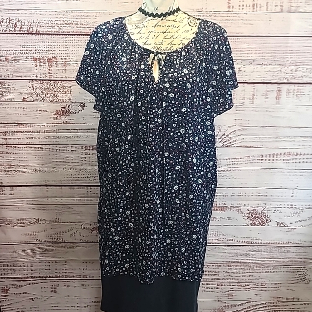 SimpleFun floral short sleeve blouse
